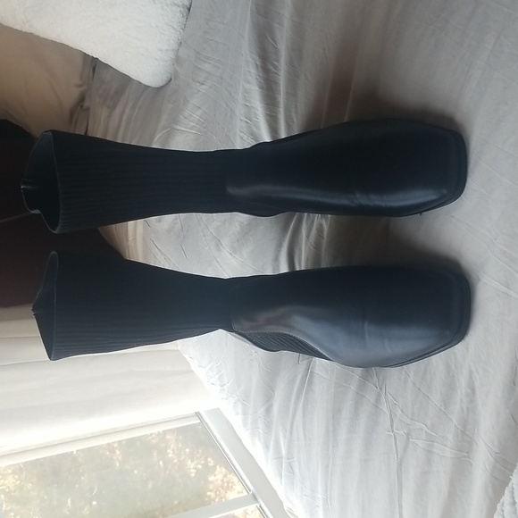 Black square toe heeled sock boots - Picture 2 of 5